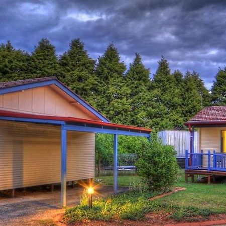 Highlander Van Village Армидейл Екстериор снимка